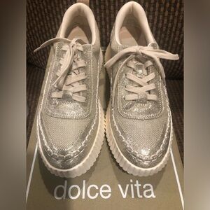 Dolce Vita Glittery Lt Gold Daran Sneakers - Women 8